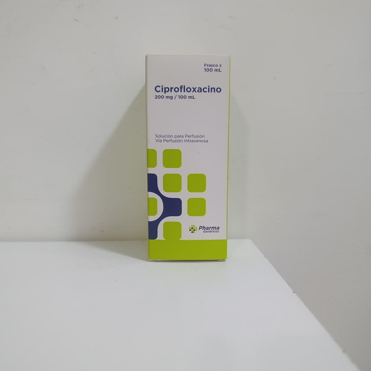 Ciprofloxacino 200 mg / 100 mL